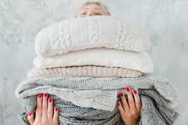 Edison students and staff claim they like wearing sweaters during the winter season, but some 2025 winter trends have to go. 